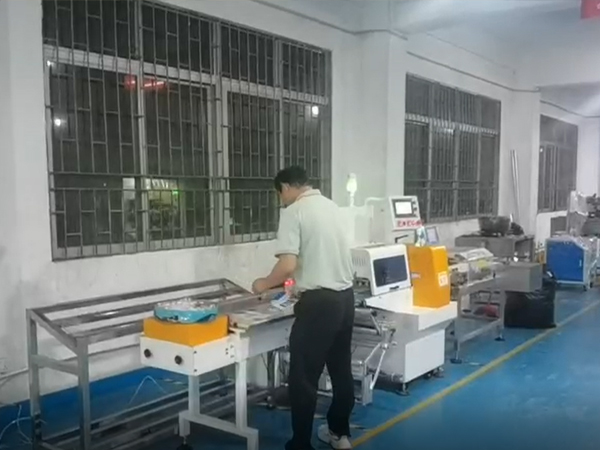 螺絲包裝機械的優(yōu)勢和不足